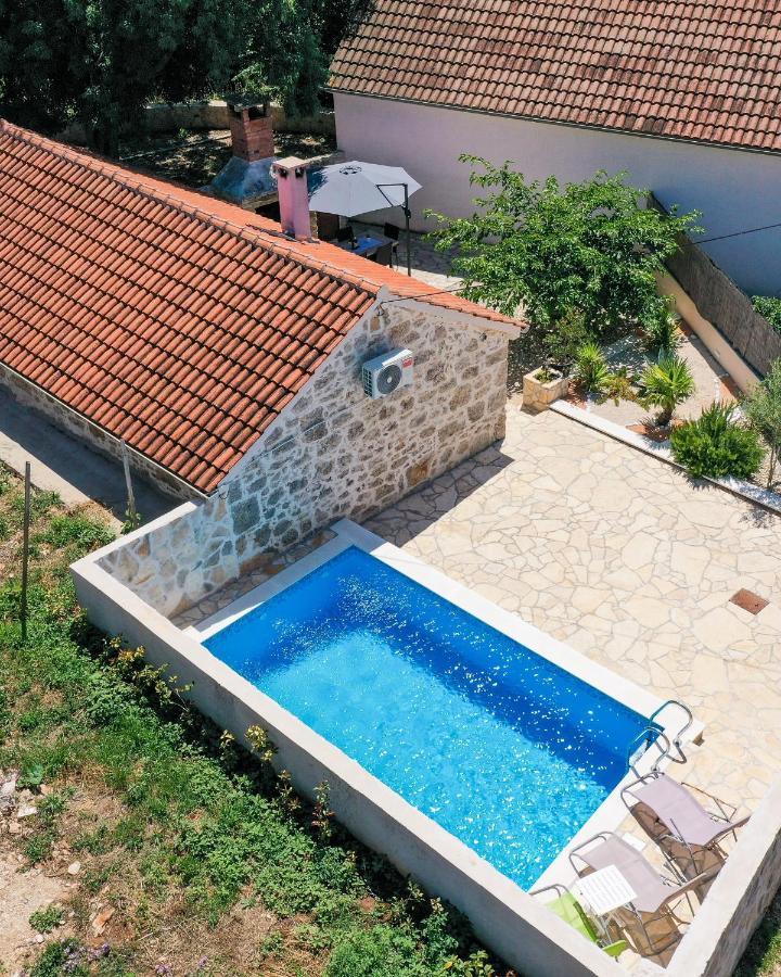 Holiday House Manuela Kruševo Buitenkant foto