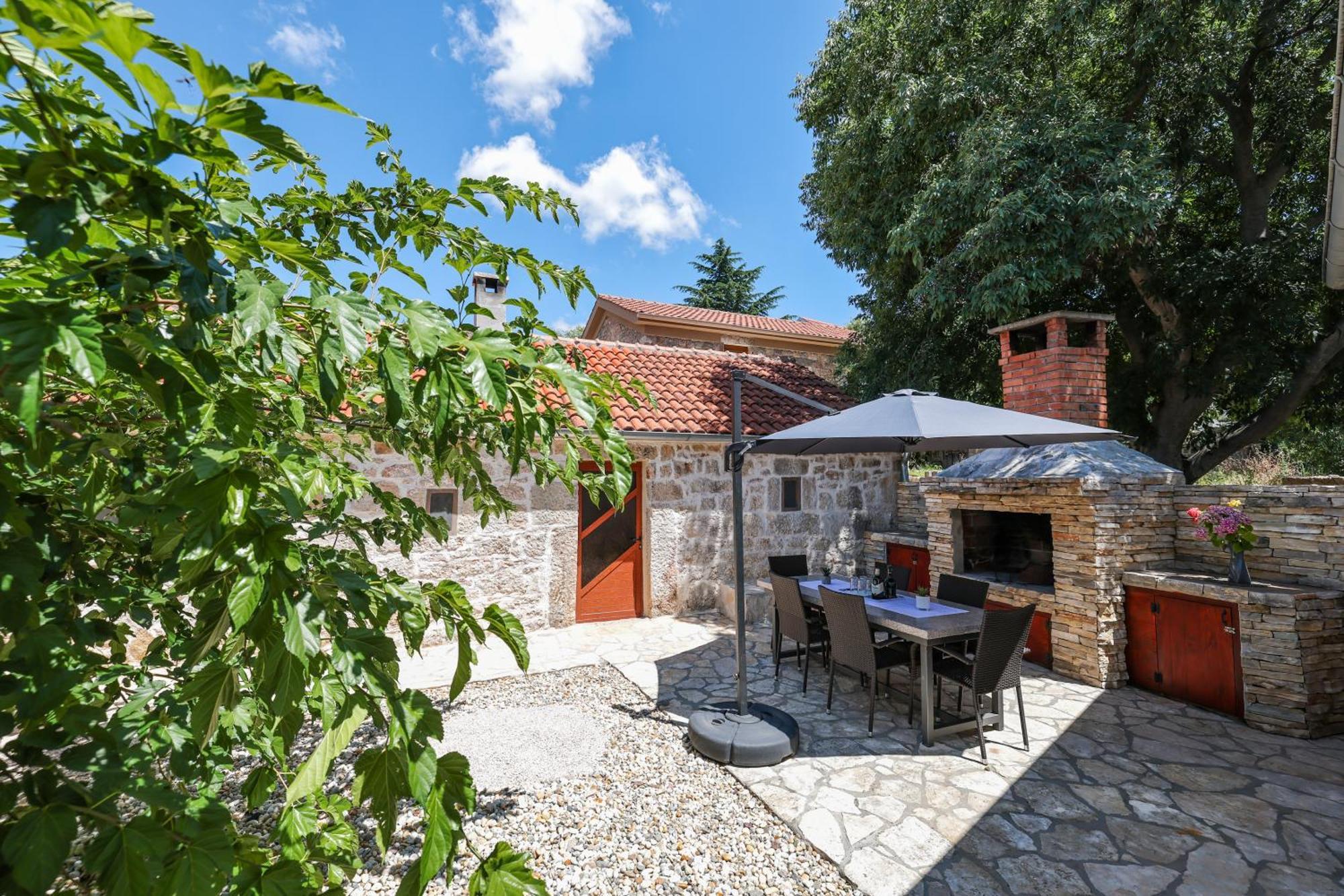 Holiday House Manuela Kruševo Buitenkant foto